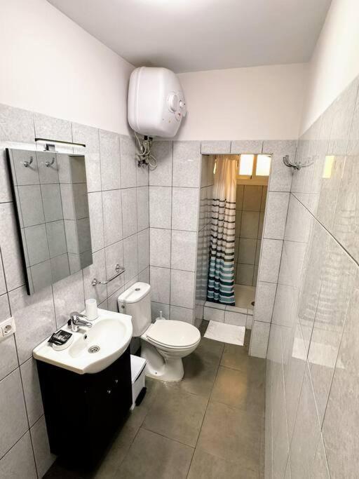 Suecia Lirio Apartment ลอส กริสเตียนอส ภายนอก รูปภาพ